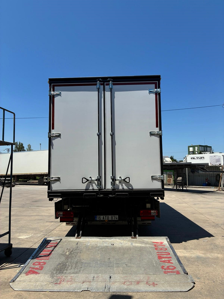 Arka Lift Kapaklı Kasalar